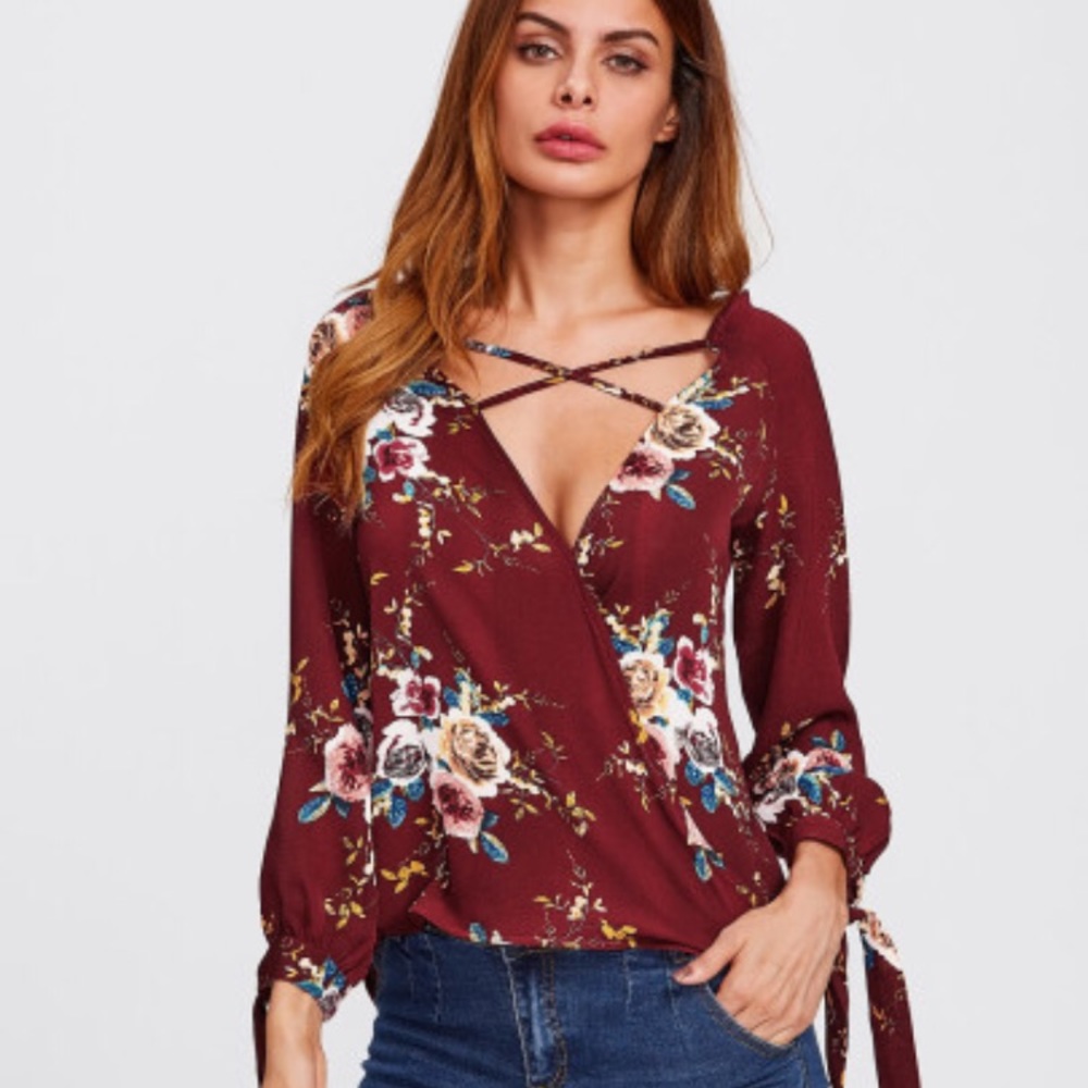 LAST ONE! Floral blouse